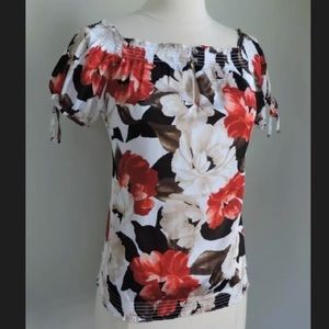 🌹 WHBM Floral Top
